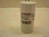 NEW ADVANCE 7C150P40R 15 MFD 400 VAC LTG CAPACITOR  